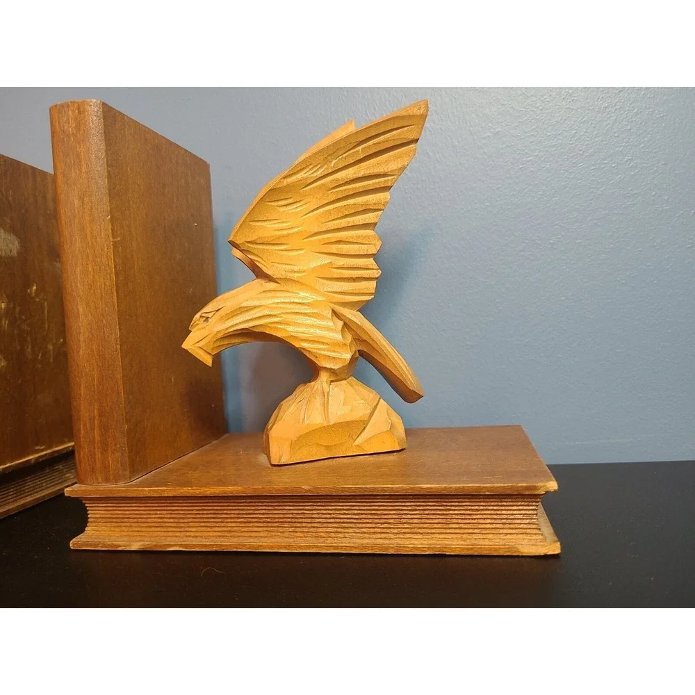 Pair of Bird of Prey American Eagle Hand Carved Wood Vintage Bookends